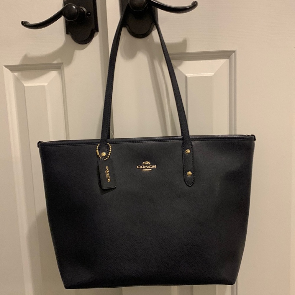 NWT Coach City Zip Tote, midnight